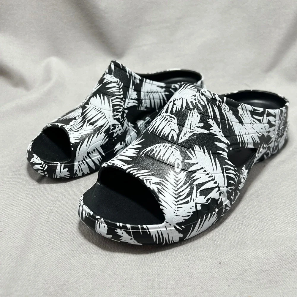 Easy‎ Spirit Tess Slides Comfort Sandals Black White Palm Print Tropical 8M